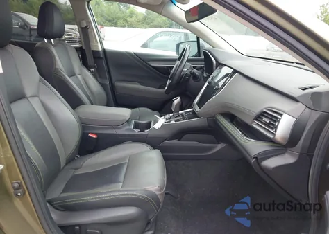 2021 Subaru Outback Onyx Edition Xt from USA, damaged, VIN 4S4BTGLD3M3102982